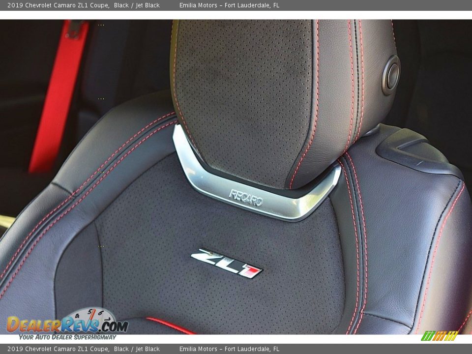 Front Seat of 2019 Chevrolet Camaro ZL1 Coupe Photo #42