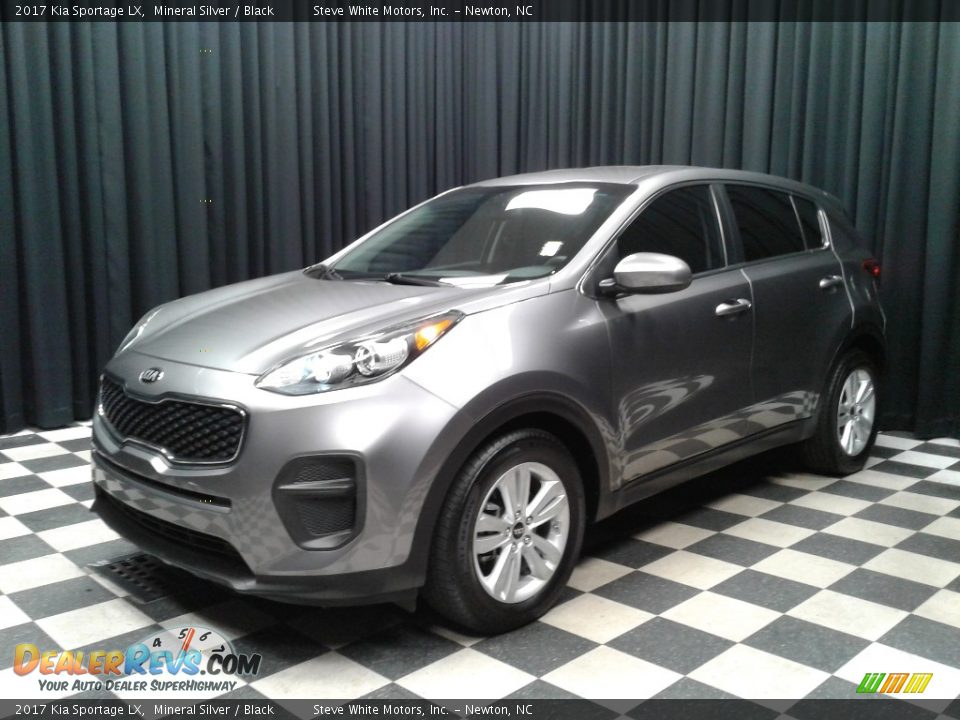 2017 Kia Sportage LX Mineral Silver / Black Photo #2