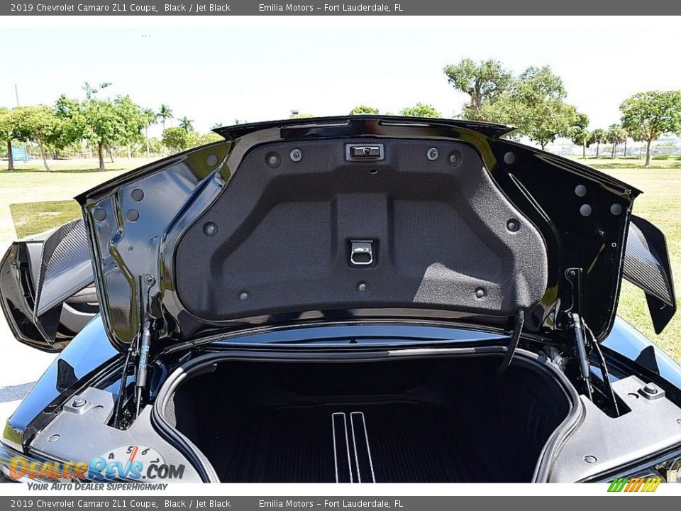 2019 Chevrolet Camaro ZL1 Coupe Trunk Photo #60