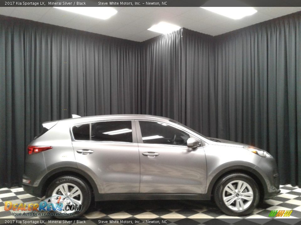 2017 Kia Sportage LX Mineral Silver / Black Photo #5