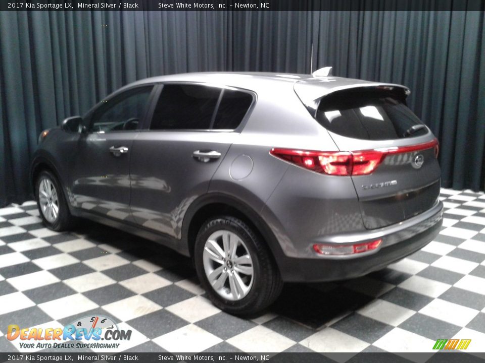 2017 Kia Sportage LX Mineral Silver / Black Photo #8