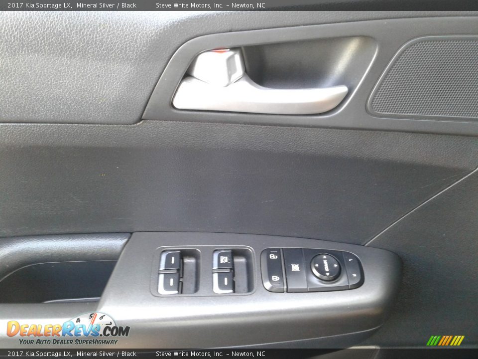 2017 Kia Sportage LX Mineral Silver / Black Photo #9
