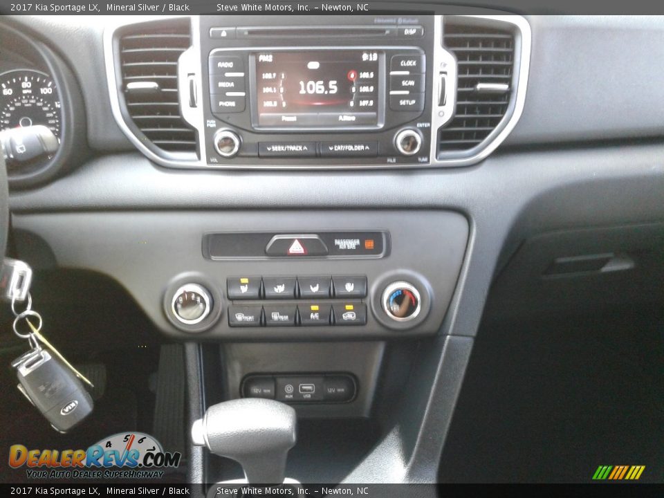 2017 Kia Sportage LX Mineral Silver / Black Photo #19