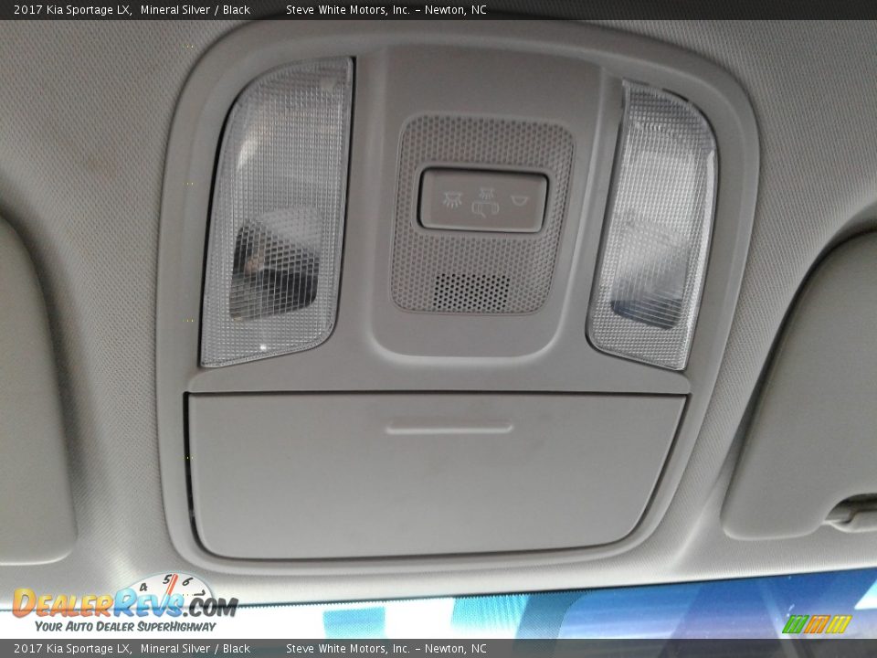 2017 Kia Sportage LX Mineral Silver / Black Photo #24