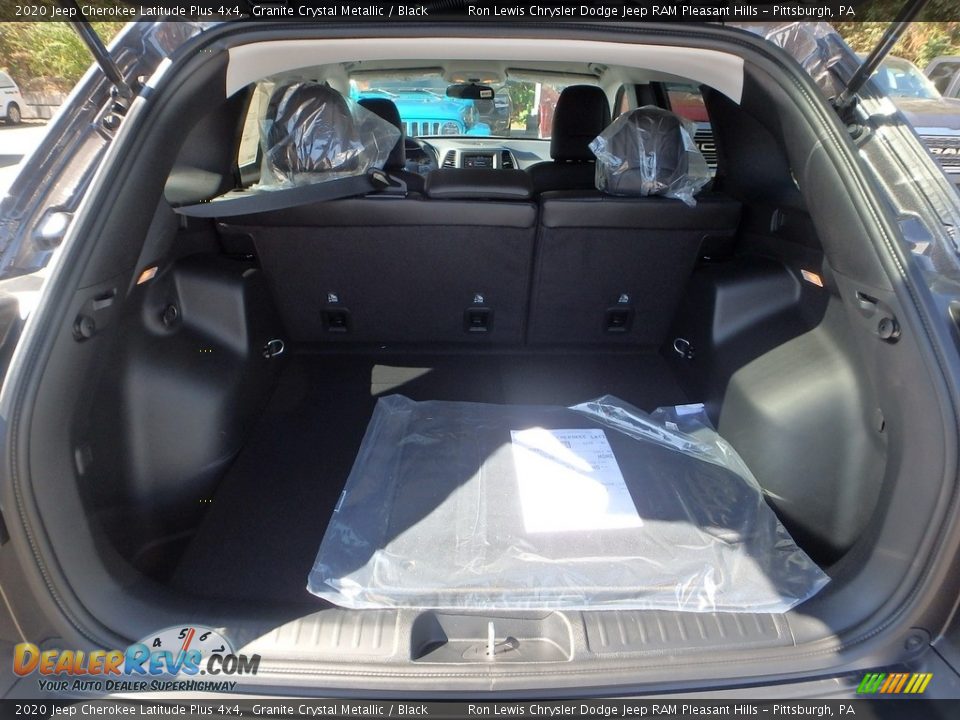 2020 Jeep Cherokee Latitude Plus 4x4 Granite Crystal Metallic / Black Photo #5