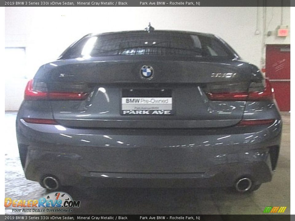 2019 BMW 3 Series 330i xDrive Sedan Mineral Gray Metallic / Black Photo #2