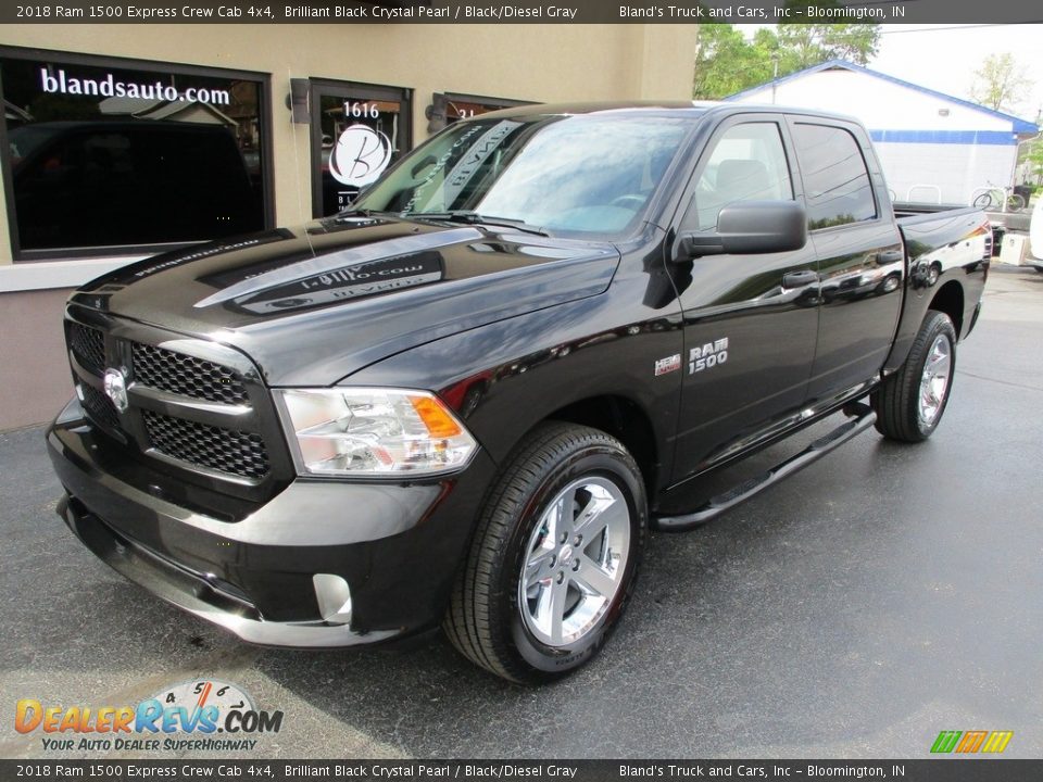 2018 Ram 1500 Express Crew Cab 4x4 Brilliant Black Crystal Pearl / Black/Diesel Gray Photo #2