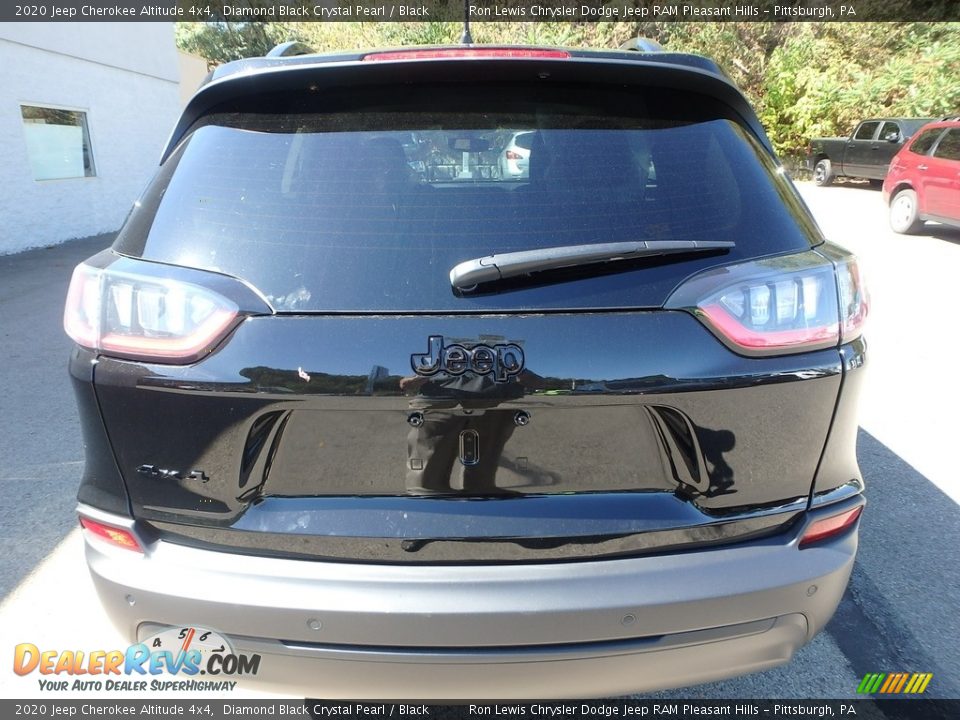 2020 Jeep Cherokee Altitude 4x4 Diamond Black Crystal Pearl / Black Photo #4