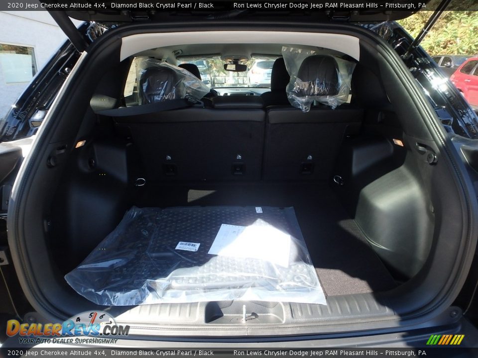 2020 Jeep Cherokee Altitude 4x4 Diamond Black Crystal Pearl / Black Photo #5