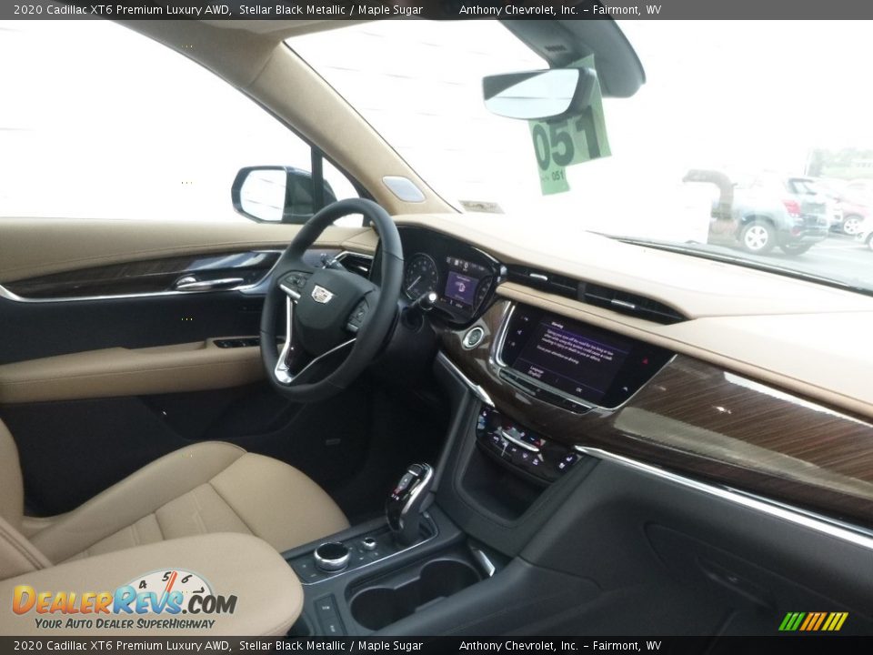 2020 Cadillac XT6 Premium Luxury AWD Stellar Black Metallic / Maple Sugar Photo #11