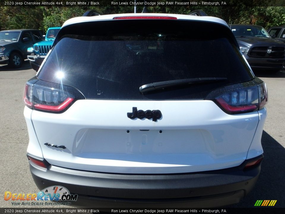 2020 Jeep Cherokee Altitude 4x4 Bright White / Black Photo #4