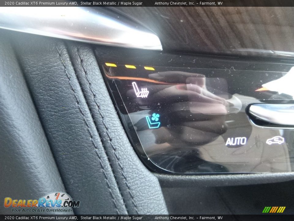 2020 Cadillac XT6 Premium Luxury AWD Stellar Black Metallic / Maple Sugar Photo #20
