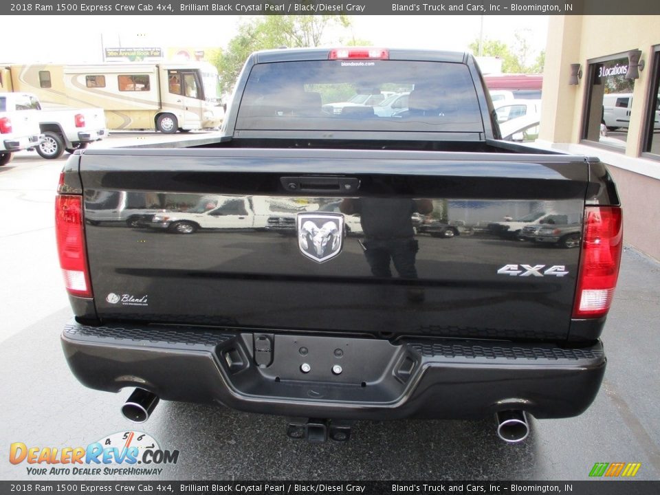 2018 Ram 1500 Express Crew Cab 4x4 Brilliant Black Crystal Pearl / Black/Diesel Gray Photo #29