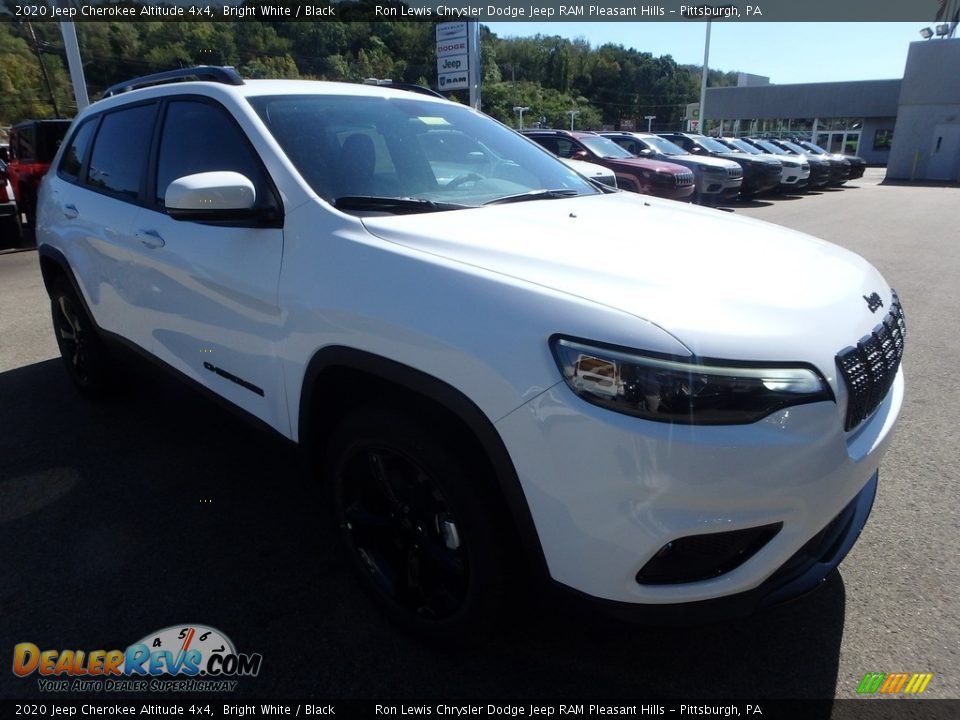 2020 Jeep Cherokee Altitude 4x4 Bright White / Black Photo #8