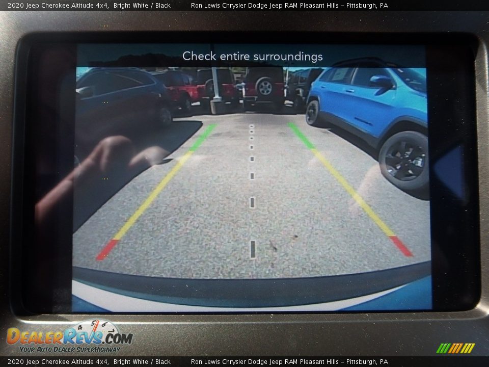 2020 Jeep Cherokee Altitude 4x4 Bright White / Black Photo #16