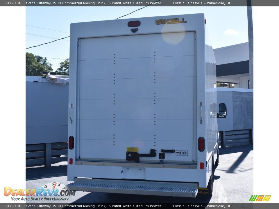 2019 GMC Savana Cutaway 3500 Commercial Moving Truck Summit White / Medium Pewter Photo #3