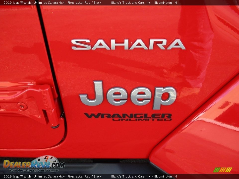 2019 Jeep Wrangler Unlimited Sahara 4x4 Firecracker Red / Black Photo #27