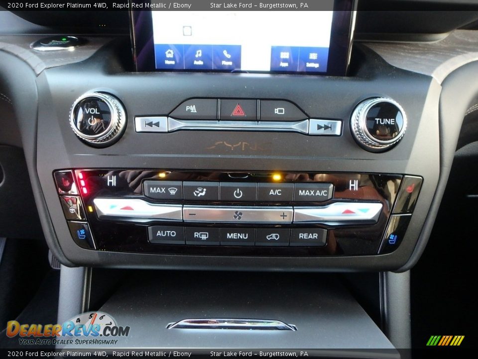Controls of 2020 Ford Explorer Platinum 4WD Photo #18