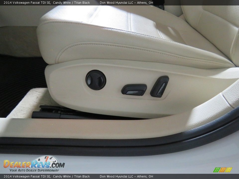 2014 Volkswagen Passat TDI SE Candy White / Titan Black Photo #16