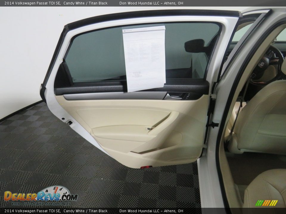 2014 Volkswagen Passat TDI SE Candy White / Titan Black Photo #19