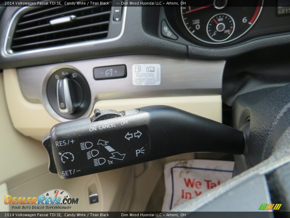 2014 Volkswagen Passat TDI SE Candy White / Titan Black Photo #31