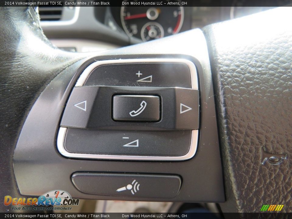 2014 Volkswagen Passat TDI SE Candy White / Titan Black Photo #33