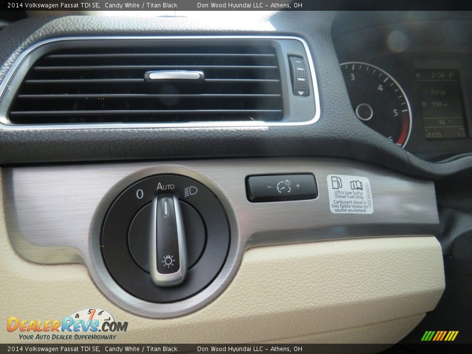 2014 Volkswagen Passat TDI SE Candy White / Titan Black Photo #35
