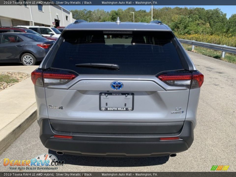 2019 Toyota RAV4 LE AWD Hybrid Silver Sky Metallic / Black Photo #18