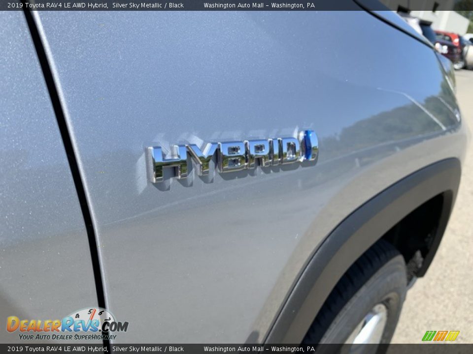 2019 Toyota RAV4 LE AWD Hybrid Silver Sky Metallic / Black Photo #29