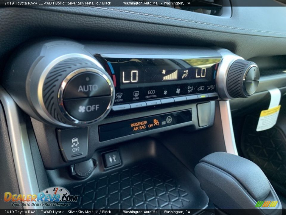 2019 Toyota RAV4 LE AWD Hybrid Silver Sky Metallic / Black Photo #33