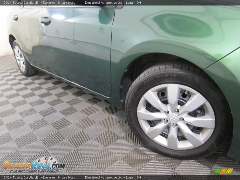 2014 Toyota Corolla LE 4Evergreen Mica / Ivory Photo #4