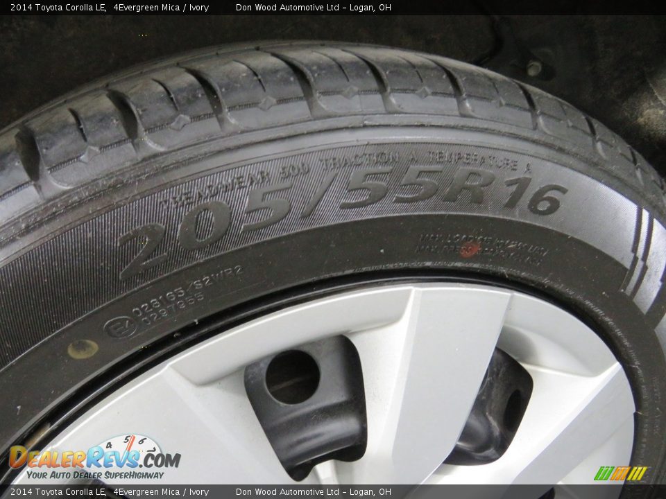 2014 Toyota Corolla LE 4Evergreen Mica / Ivory Photo #17
