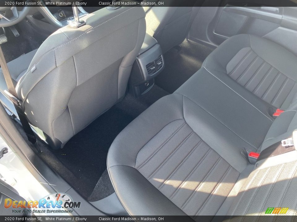 2020 Ford Fusion SE White Platinum / Ebony Photo #4