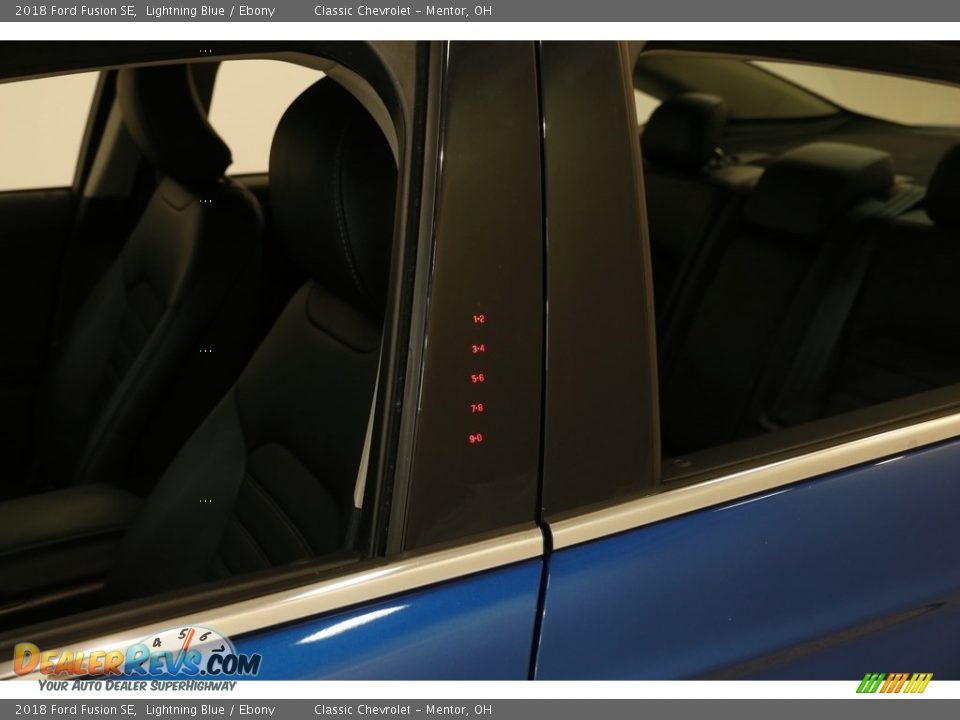 2018 Ford Fusion SE Lightning Blue / Ebony Photo #4