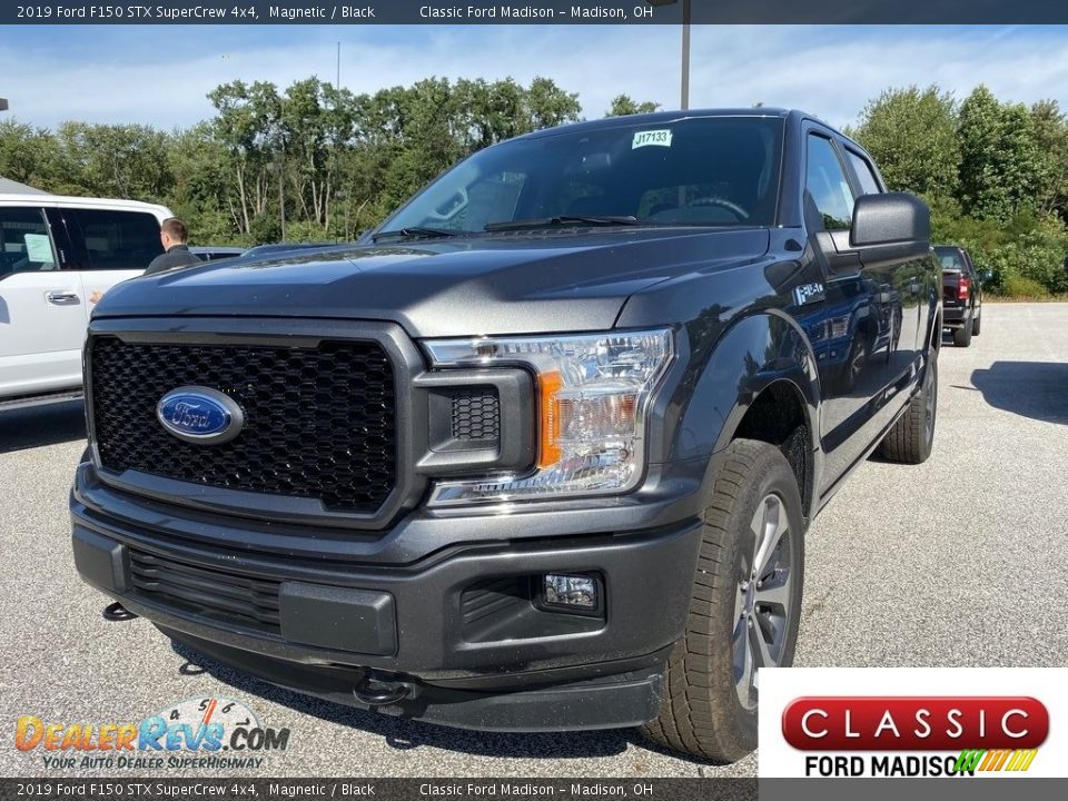 2019 Ford F150 STX SuperCrew 4x4 Magnetic / Black Photo #1
