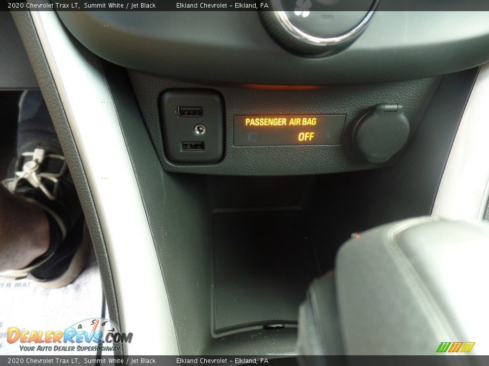 2020 Chevrolet Trax LT Summit White / Jet Black Photo #29