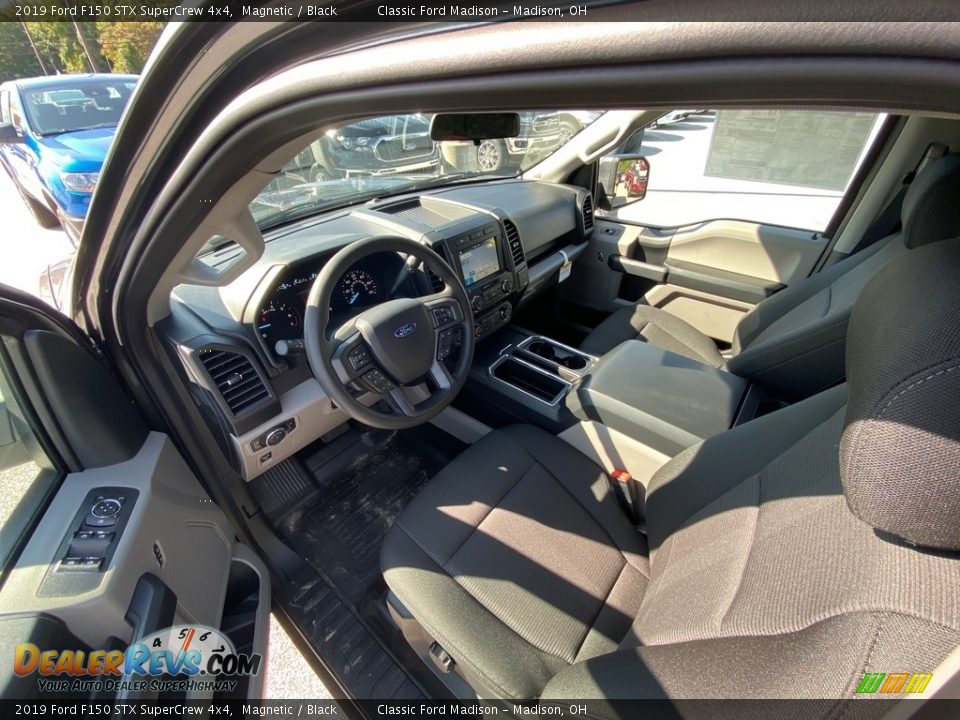 2019 Ford F150 STX SuperCrew 4x4 Magnetic / Black Photo #3