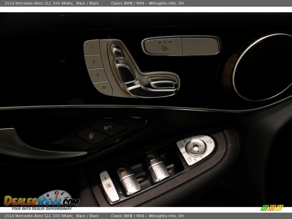 2019 Mercedes-Benz GLC 300 4Matic Black / Black Photo #5