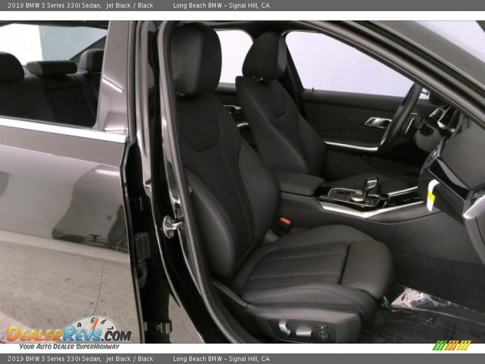 2019 BMW 3 Series 330i Sedan Jet Black / Black Photo #6