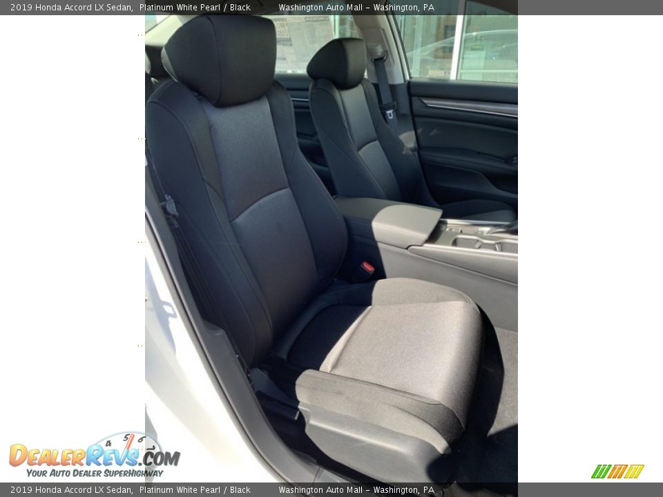 2019 Honda Accord LX Sedan Platinum White Pearl / Black Photo #26