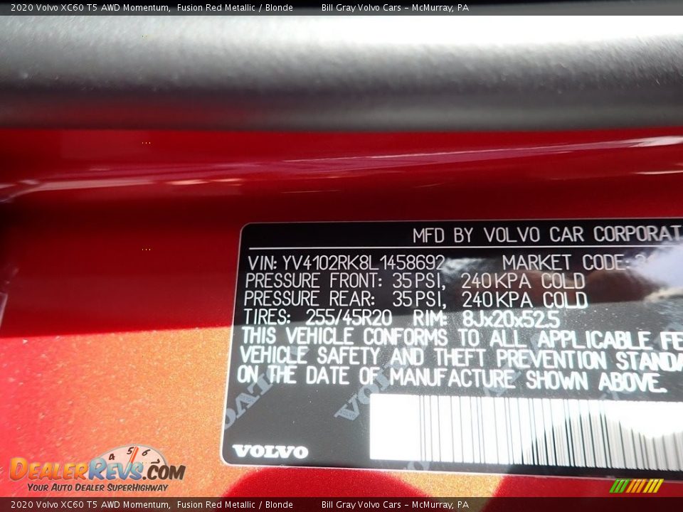 2020 Volvo XC60 T5 AWD Momentum Fusion Red Metallic / Blonde Photo #11