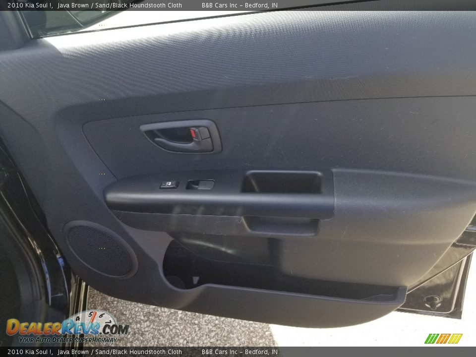 2010 Kia Soul ! Java Brown / Sand/Black Houndstooth Cloth Photo #25