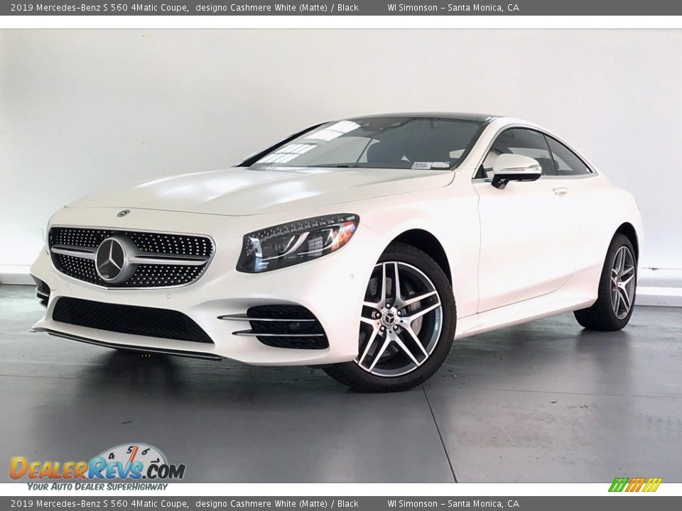 Front 3/4 View of 2019 Mercedes-Benz S 560 4Matic Coupe Photo #12