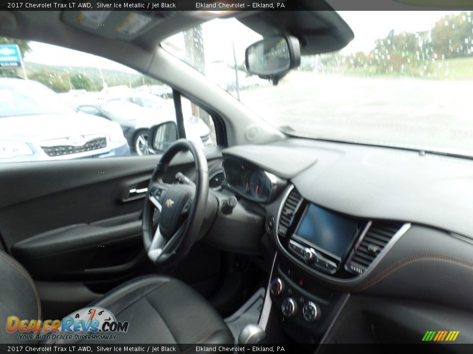 2017 Chevrolet Trax LT AWD Silver Ice Metallic / Jet Black Photo #12
