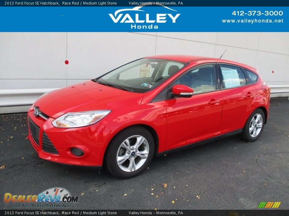 2013 Ford Focus SE Hatchback Race Red / Medium Light Stone Photo #1