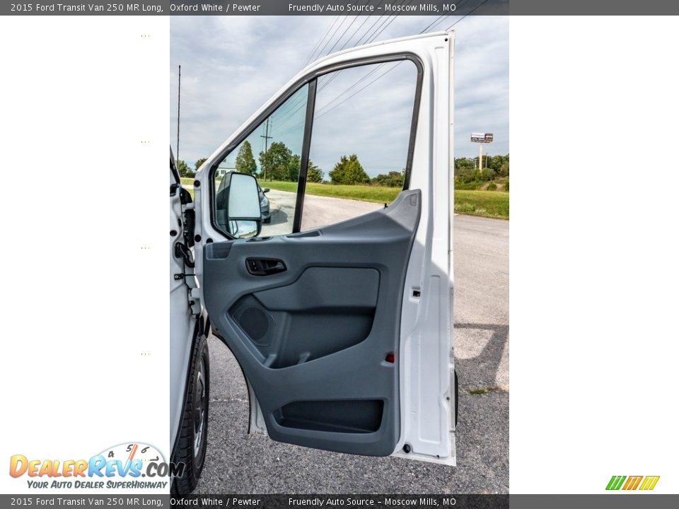 2015 Ford Transit Van 250 MR Long Oxford White / Pewter Photo #27