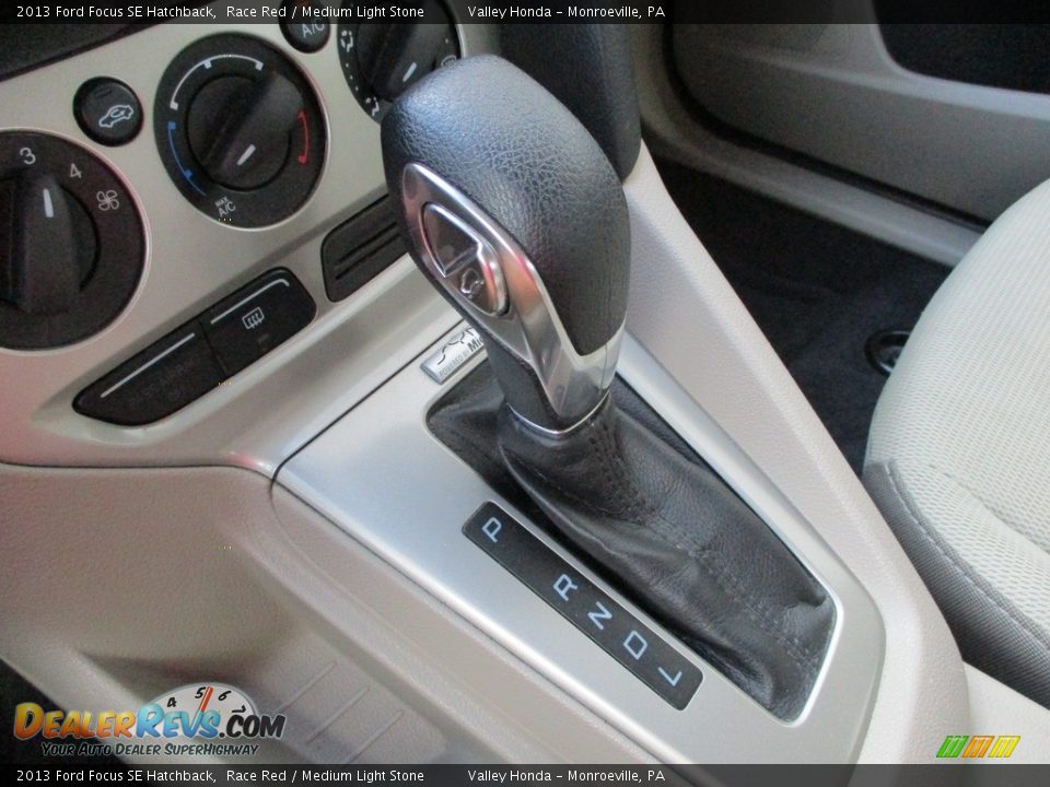 2013 Ford Focus SE Hatchback Race Red / Medium Light Stone Photo #14