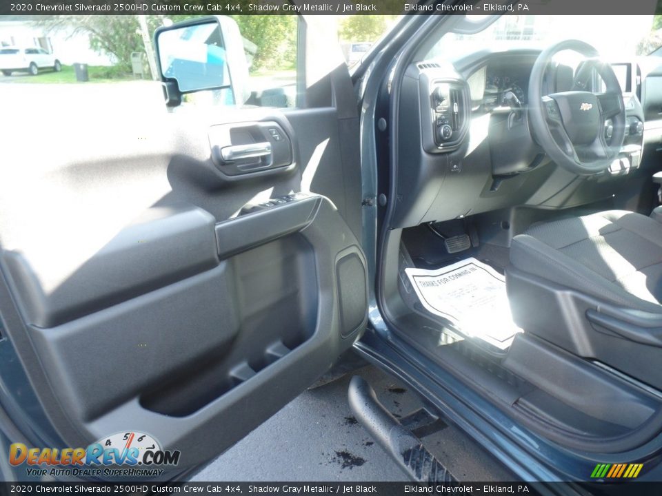 2020 Chevrolet Silverado 2500HD Custom Crew Cab 4x4 Shadow Gray Metallic / Jet Black Photo #17