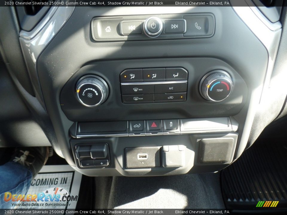 2020 Chevrolet Silverado 2500HD Custom Crew Cab 4x4 Shadow Gray Metallic / Jet Black Photo #33