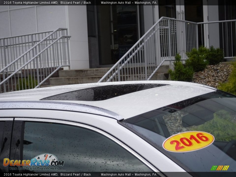 2016 Toyota Highlander Limited AWD Blizzard Pearl / Black Photo #3